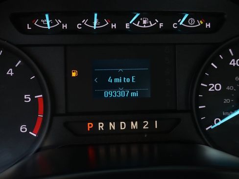 Used 2018 Ford F550 2WD Regular Cab Super Duty image 24