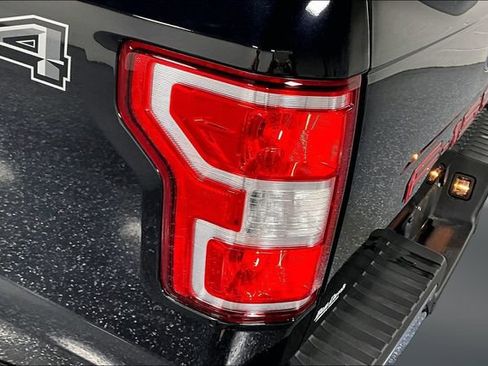 Used 2020 Ford F150 XLT w/ Equipment Group 302A Luxury AWD/4WD image 22