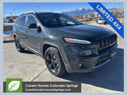 Used 2018 Jeep Cherokee Limited w/ Technology Group image 1