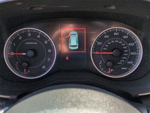 Used 2022 Subaru Ascent Premium w/ Convenience Package image 11