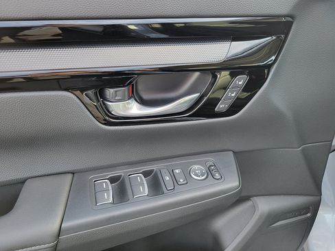 Certified 2025 Honda CR-V EX-L image 19