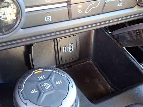 Used 2021 Ford Bronco Big Bend image 25