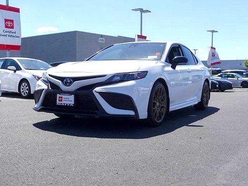 Certified 2023 Toyota Camry SE FWD image 7