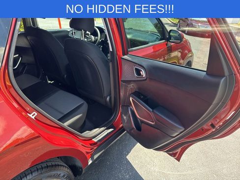 Used 2024 Kia Soul LX w/ Option Group 015 FWD image 32