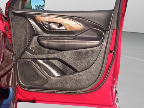 Used 2020 GMC Terrain SLE w/ Driver Convenience Package image 43