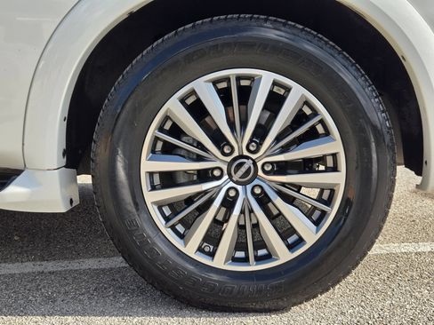 Used 2021 Nissan Armada SV w/ SV Appearance Package RWD image 30