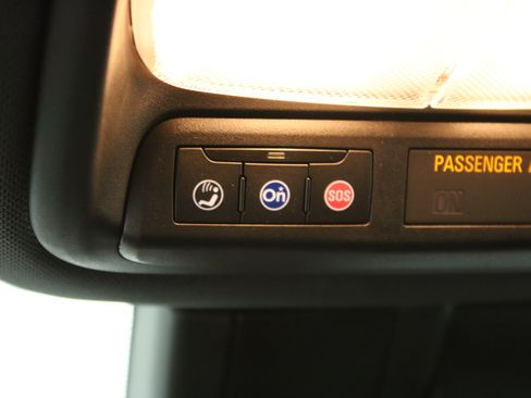 Used 2023 Chevrolet TrailBlazer ACTIV w/ Sun and Liftgate Package AWD/4WD image 19