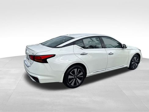 Used 2019 Nissan Altima 2.5 SL image 6