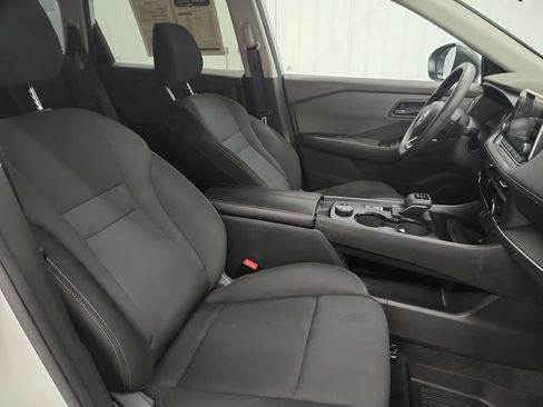 Used 2023 Nissan Rogue S AWD/4WD image 25