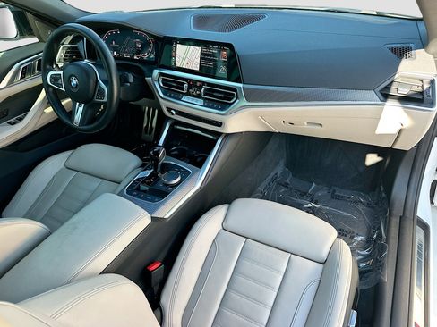 Used 2023 BMW 430i Convertible w/ M Sport Package image 30