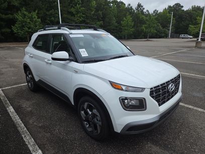 Used 2025 Hyundai Venue SEL