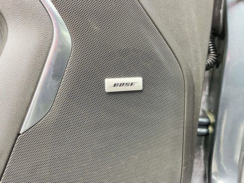 Used 2021 Chevrolet Suburban Premier w/ Premium Package image 14