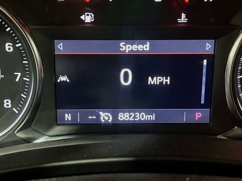 Used 2022 GMC Terrain SLT FWD image 8
