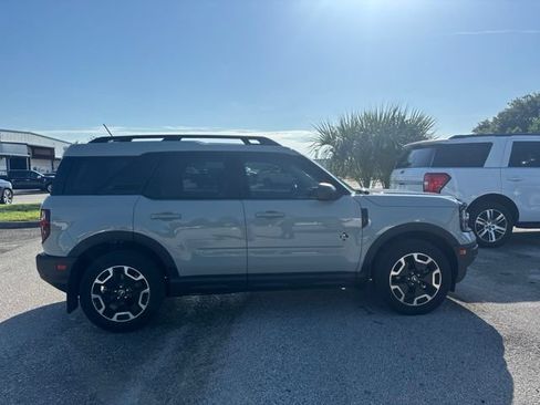 Used 2023 Ford Bronco Sport Outer Banks w/ Tech Package AWD/4WD image 4