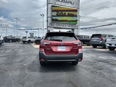 Certified 2024 Subaru Outback Premium AWD/4WD image 4