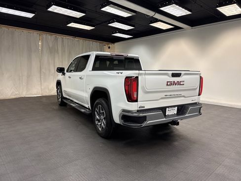 New 2026 GMC Sierra 1500 SLT w/ SLT Premium Package image 3