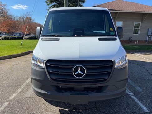New 2026 Mercedes-Benz Sprinter 2500 image 2