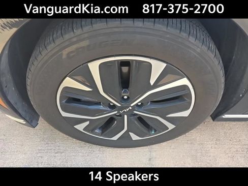 Used 2023 Kia EV6 Wind RWD image 5