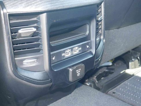 Certified 2024 RAM 3500 Limited AWD/4WD image 25