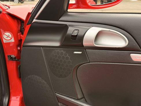 Used 2005 Porsche Boxster S image 19