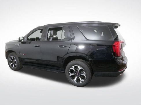 Used 2025 GMC Yukon AT4 AWD/4WD image 8