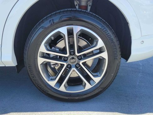Certified 2025 Audi Q5 Premium Plus w/ Premium Plus AWD/4WD image 18
