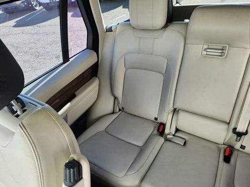 Used 2021 Land Rover Range Rover image 15