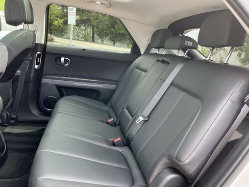 Certified 2024 Hyundai Ioniq 5 Limited AWD/4WD image 14