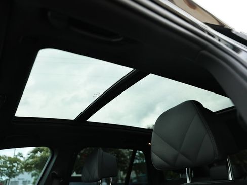 Used 2025 BMW X5 sDrive40i w/ Climate Comfort Package RWD image 20