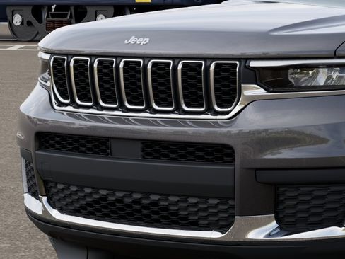 New 2026 Jeep Grand Cherokee L 4WD image 21