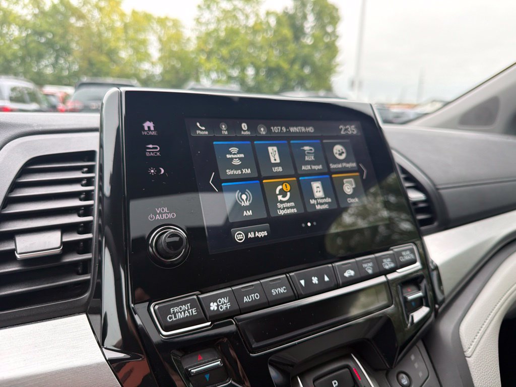 Certified 2024 Honda Odyssey EX-L image 32