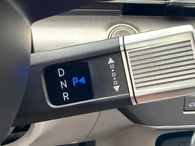 New 2026 Hyundai Kona Limited FWD image 16