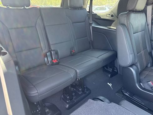New 2026 Chevrolet Tahoe High Country AWD/4WD image 9