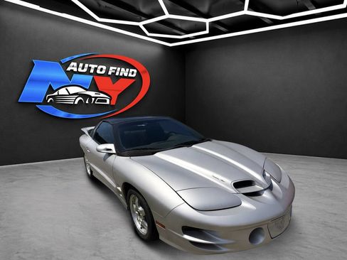 Used 2002 Pontiac Firebird Trans Am RWD image 2