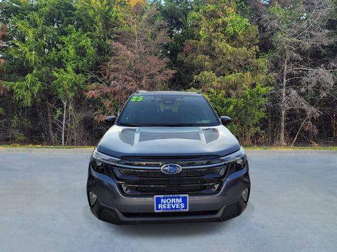 Certified 2025 Subaru Forester Touring w/ Popular Package - Touring AWD/4WD image 2