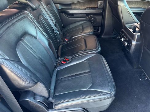 Used 2020 Ford Expedition Max Limited image 18