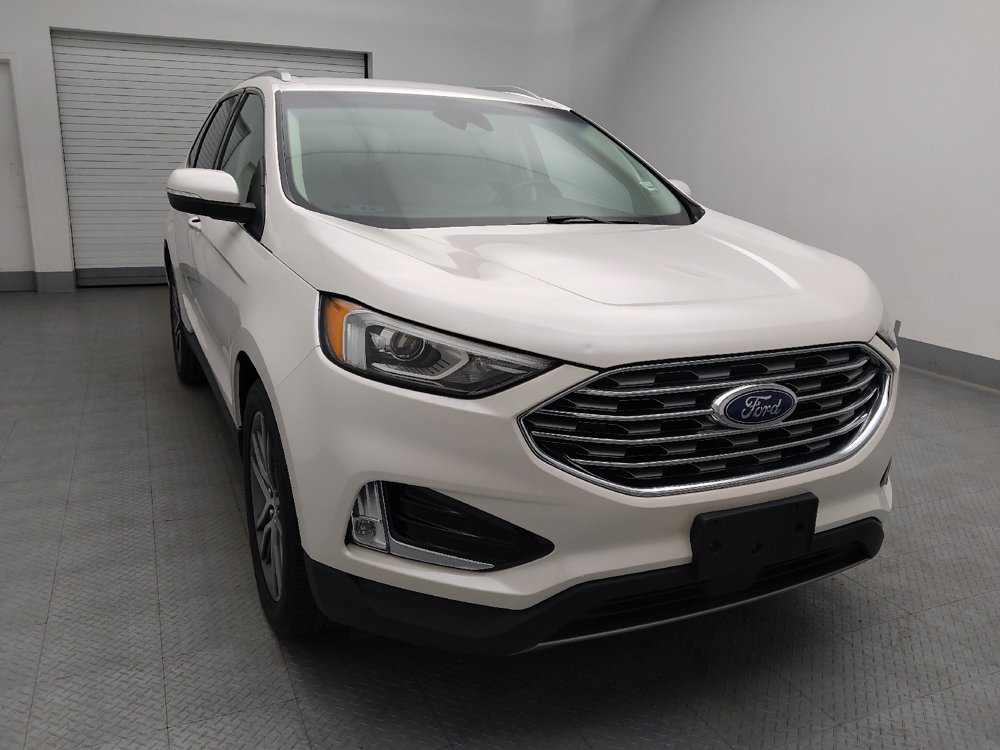 Used 2019 Ford Edge Titanium w/ Cold Weather Package AWD/4WD image 14