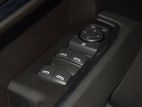 Used 2025 Chevrolet Silverado 1500 RST image 46