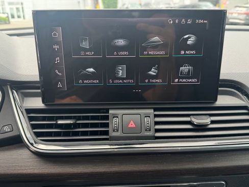 Used 2023 Audi Q5 2.0T Premium Plus w/ Premium Plus Package AWD/4WD image 19