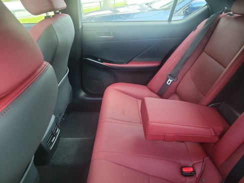 Used 2025 Lexus IS 300 w/ Comfort Package RWD image 10