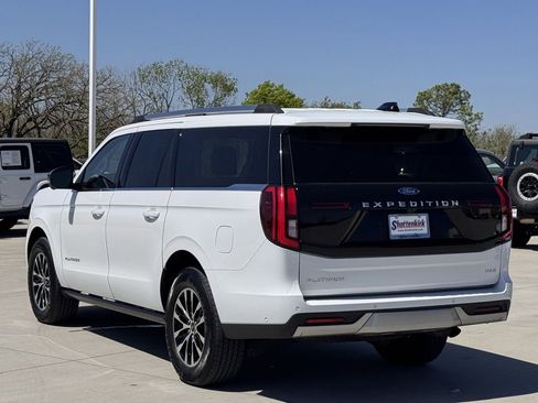 Used 2025 Ford Expedition Max Platinum AWD/4WD image 4