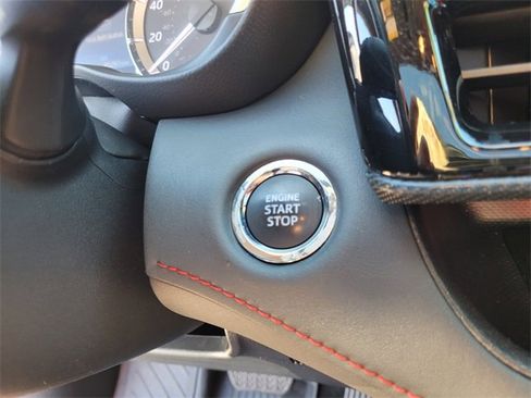 Used 2023 Toyota Highlander XSE image 28