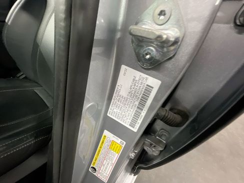 Used 2022 Acura TLX w/ Technology Package image 32