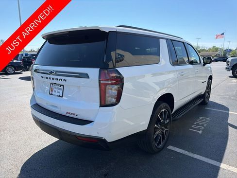 Used 2021 Chevrolet Suburban RST w/ Rear Media and Nav Package image 5