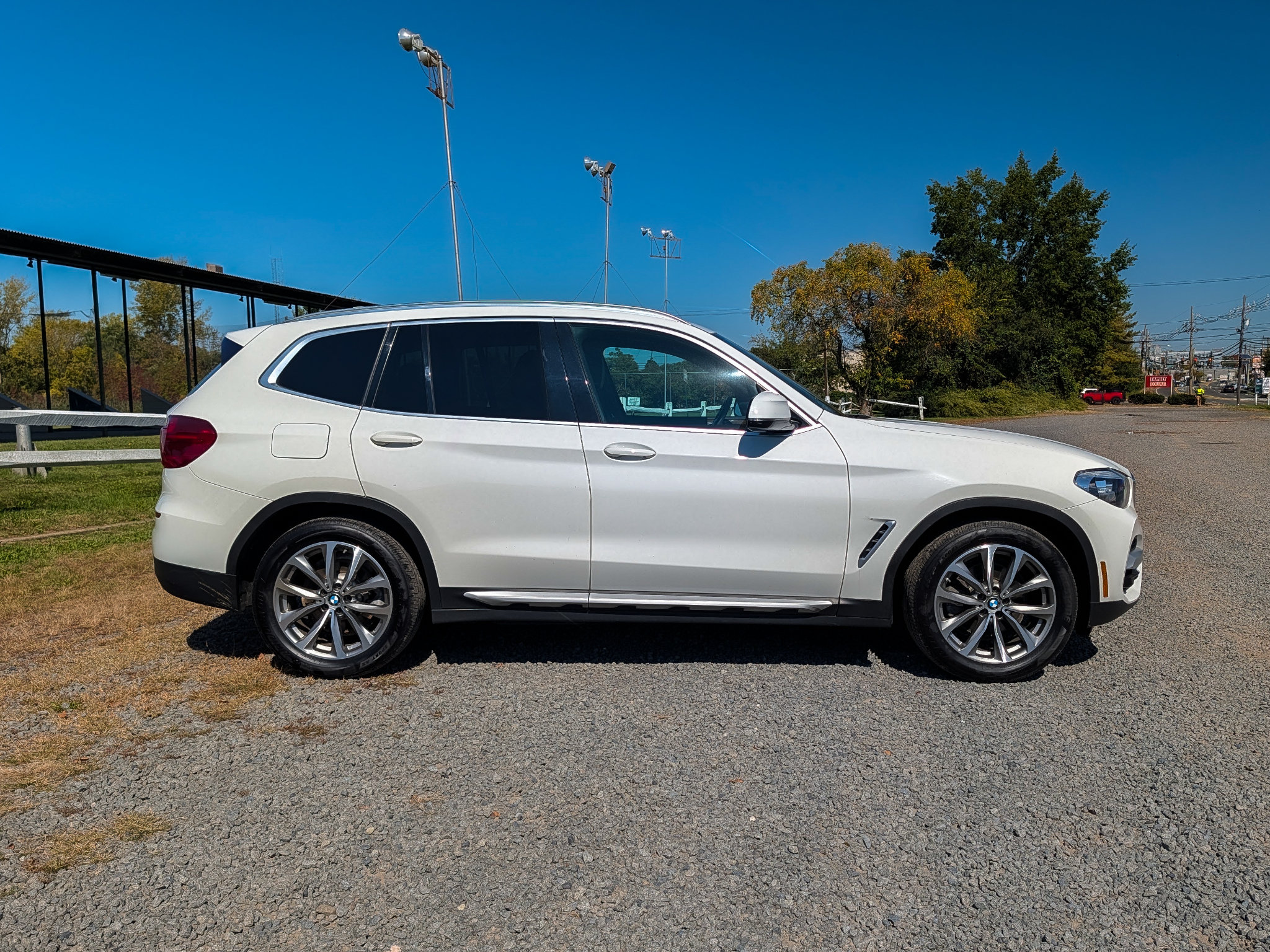 Used 2019 BMW X3 xDrive30i w/ Driving Assistance Package AWD/4WD image 4