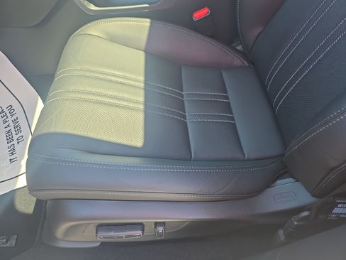 Used 2026 Honda HR-V EX-L image 24