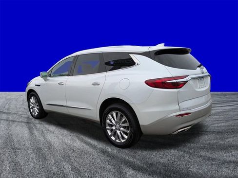 Used 2019 Buick Enclave Essence FWD image 6