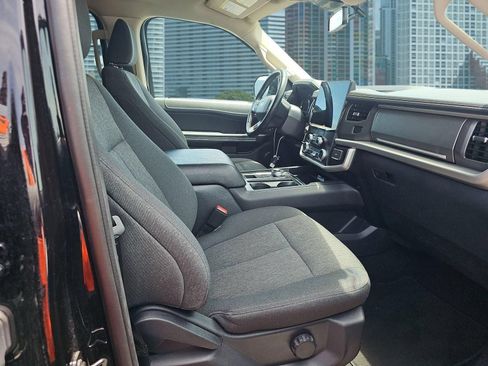 Used 2024 Ford Expedition Max XLT RWD image 25