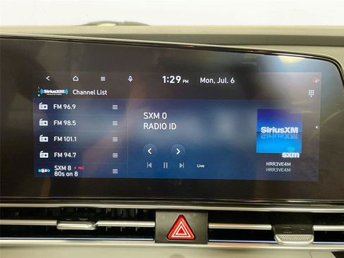 Used 2024 Hyundai Elantra Limited FWD image 7