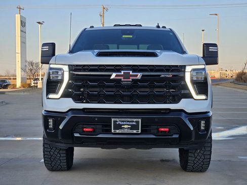 Certified 2025 Chevrolet Silverado 2500 ZR2 w/ Technology Package image 6